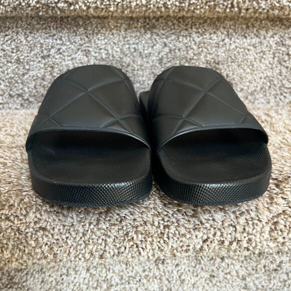 Bottega Veneta Men\'s Black Quilted Rubber Slides main image 8
